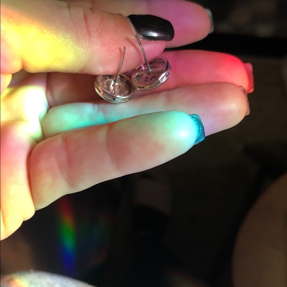 Silver tone Stud Earrings - Picture 7 of 7